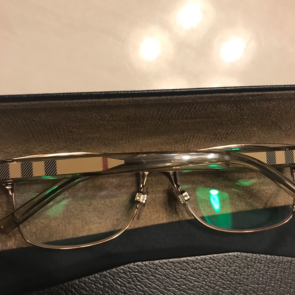 Burberry eyeglasses - Picture 2 of 8